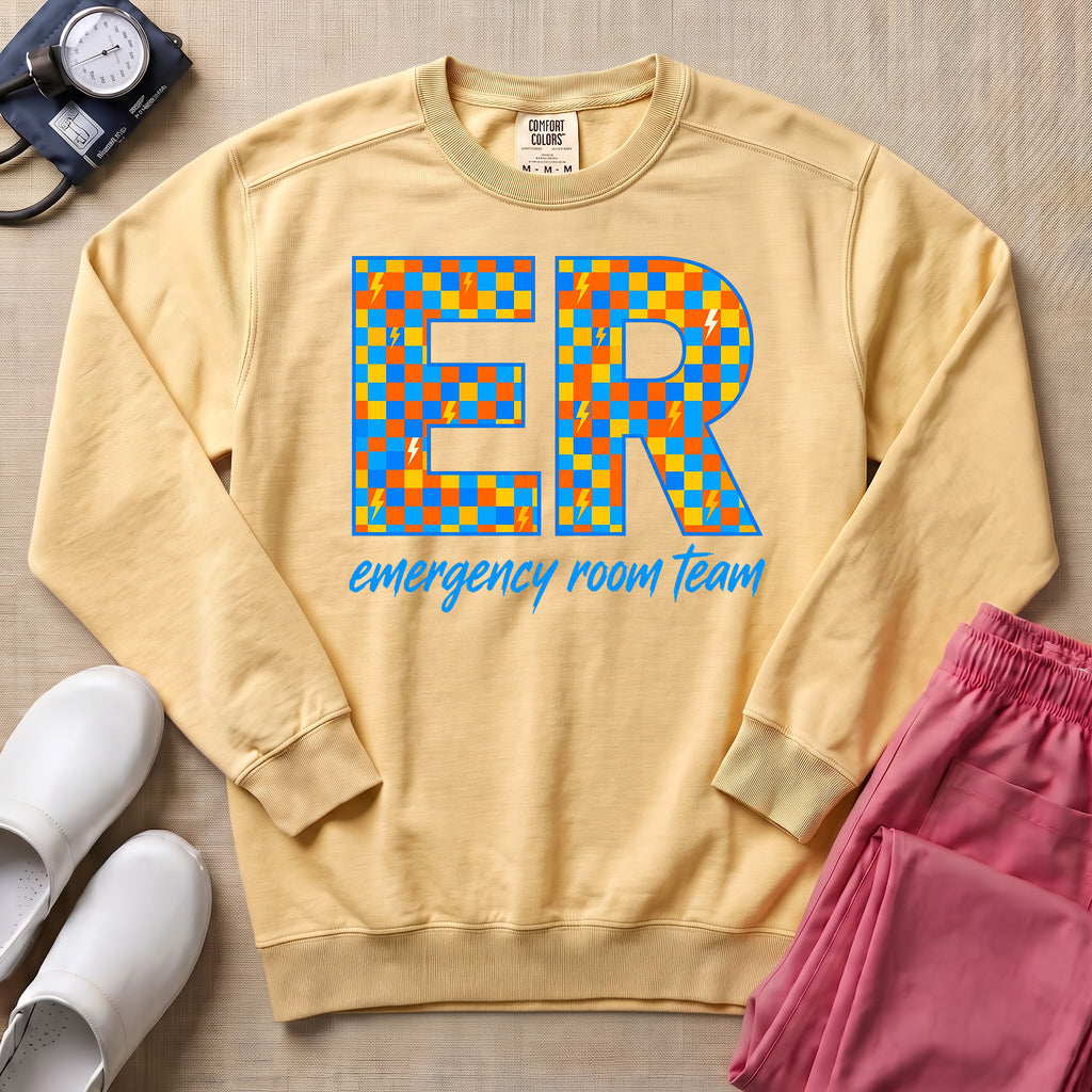 Retro Checkerboard ER Nurse Emergency Room Team Sweatshirt - Butter Comfort Colors Sweatshirt | HugTee