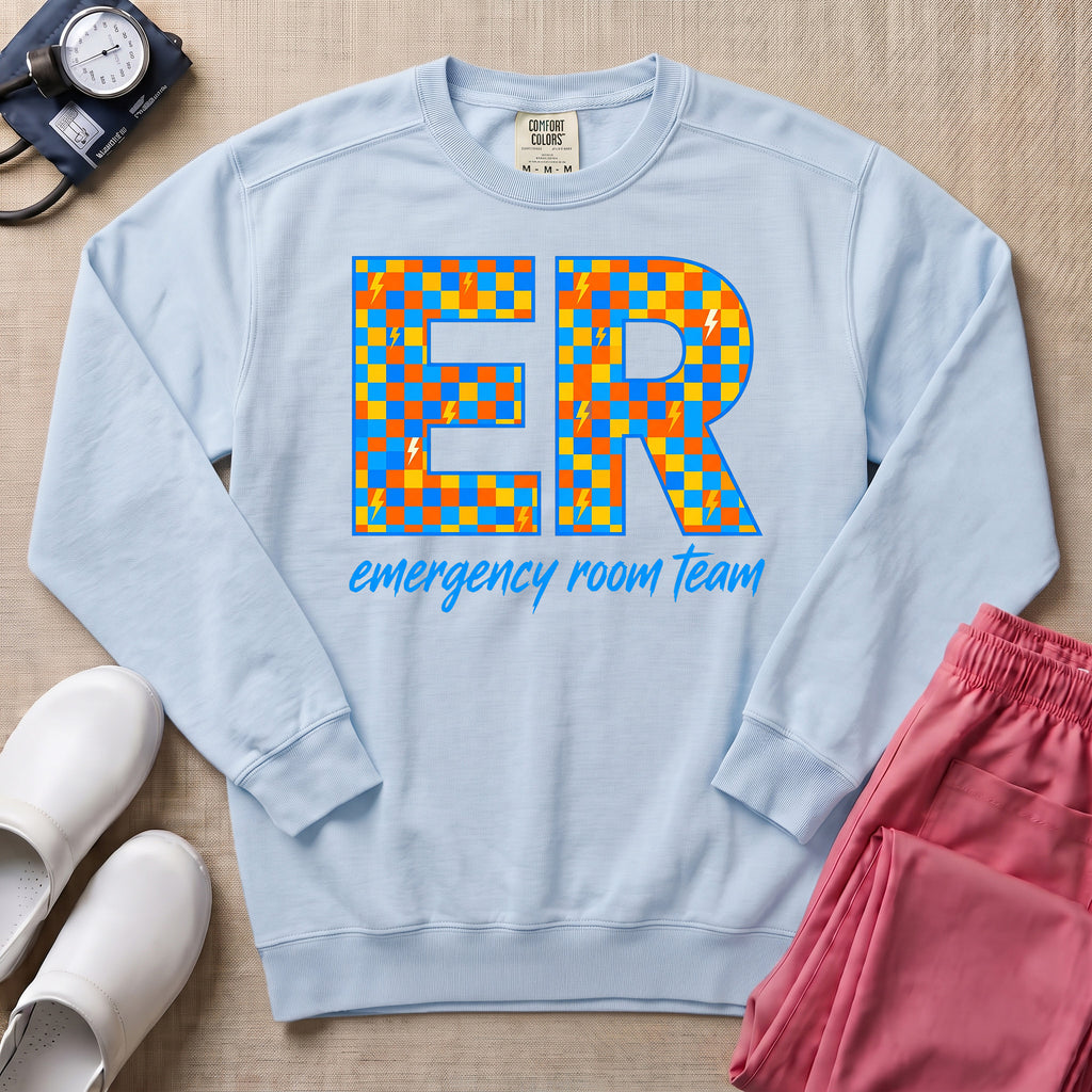 Retro Checkerboard ER Nurse Emergency Room Team Sweatshirt - Chambray Comfort Colors Sweatshirt | HugTee